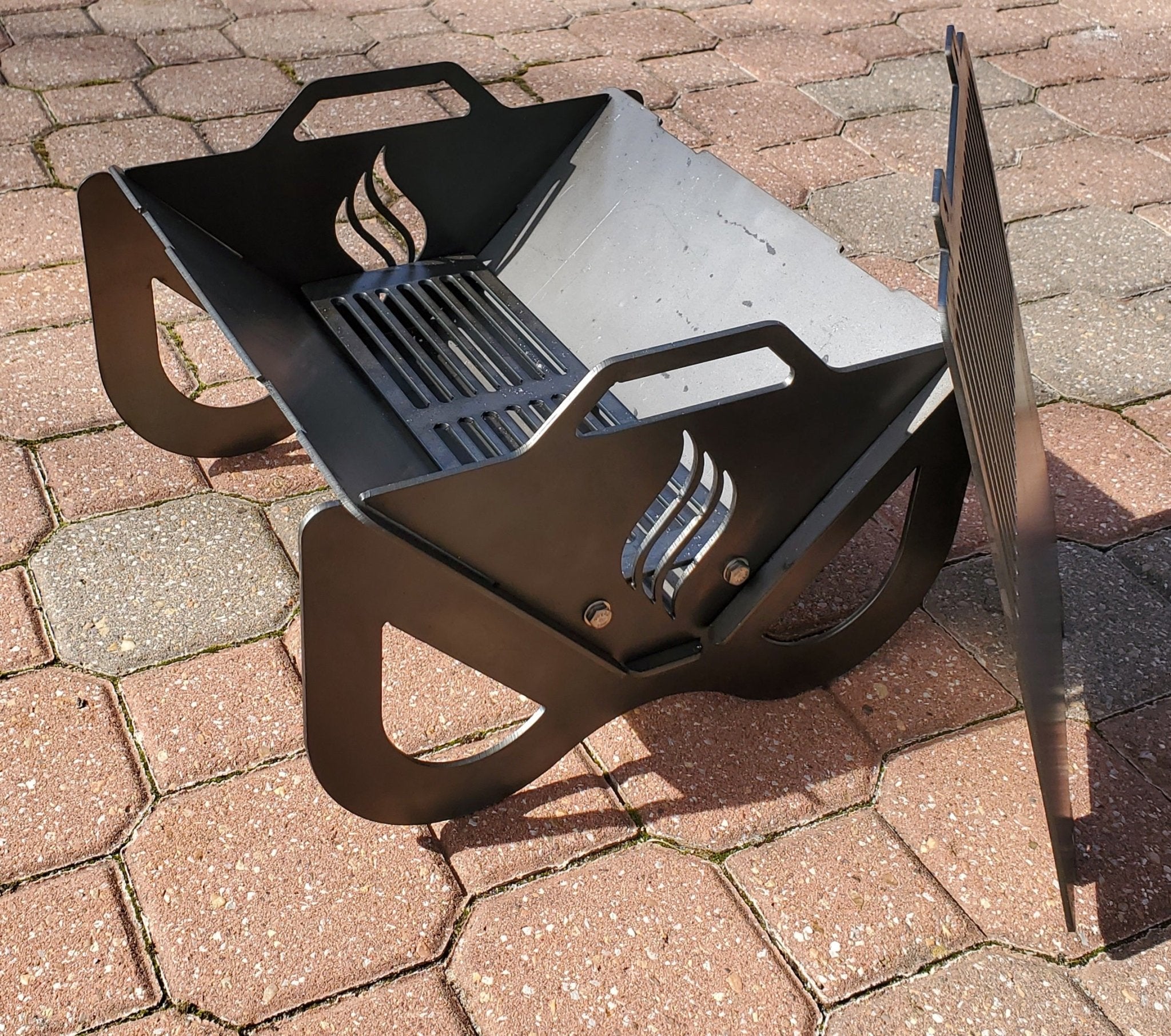 Hunsaker Portable Camping Grill - Hunsaker Vortex Smokers