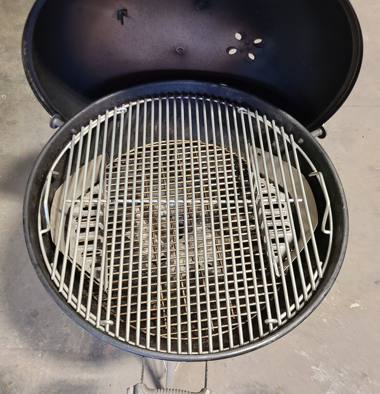 SUPER HEAVY DUTY FOOD GRATE FOR 26" KETTLE (0.275" STAINLESS STEEL, HEAVIER THAN 1/4") Pre - Order Sale - Hunsaker Vortex Smokers