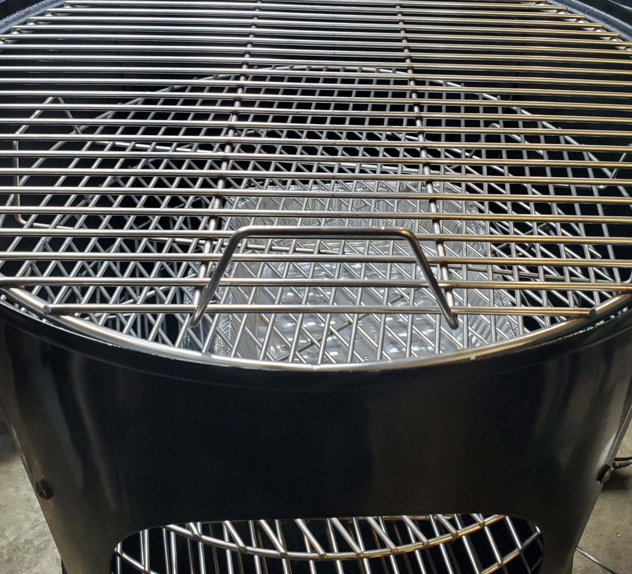 Adjustable Grate System For 22.5" WSM (Add up to 5 food grates) - Hunsaker Vortex Smokers