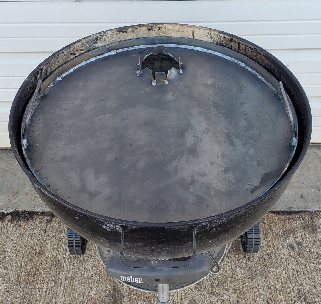 Premium Griddle Plate For 22" Kettle With Sidewalls - Hunsaker Vortex Smokers